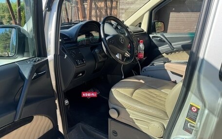 Mercedes-Benz Viano, 2011 год, 2 950 000 рублей, 10 фотография