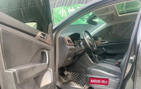 Volkswagen Tharu, 2022 год, 1 800 000 рублей, 8 фотография