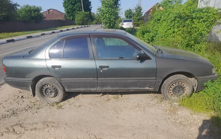 Nissan Primera II рестайлинг, 1994 год, 100 000 рублей, 2 фотография