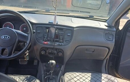 KIA Rio II, 2010 год, 600 000 рублей, 3 фотография