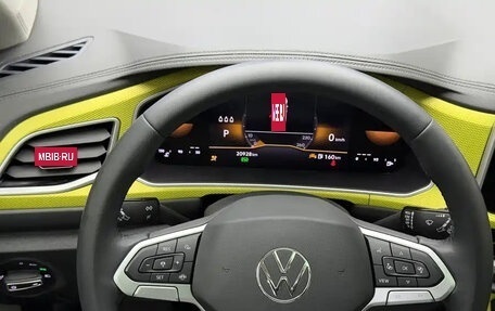 Volkswagen T-Roc I, 2023 год, 2 100 000 рублей, 13 фотография
