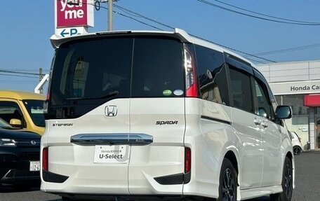 Honda Stepwgn IV, 2021 год, 1 870 000 рублей, 5 фотография