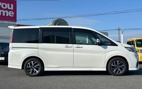 Honda Stepwgn IV, 2021 год, 1 870 000 рублей, 3 фотография