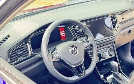 Volkswagen T-Roc I, 2022 год, 1 900 000 рублей, 8 фотография