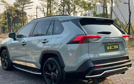 Toyota RAV4, 2020 год, 2 100 123 рублей, 9 фотография