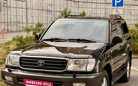 Toyota Land Cruiser 100 рестайлинг 2, 2001 год, 1 850 000 рублей, 20 фотография