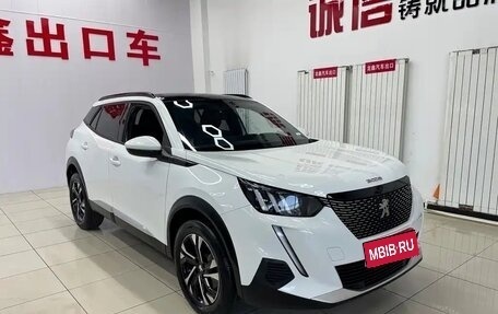 Peugeot 2008 II, 2023 год, 1 560 000 рублей, 2 фотография