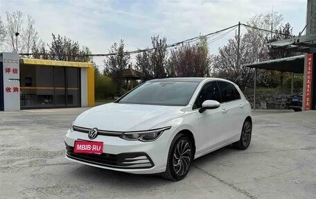 Volkswagen Golf VIII, 2024 год, 1 890 325 рублей, 1 фотография