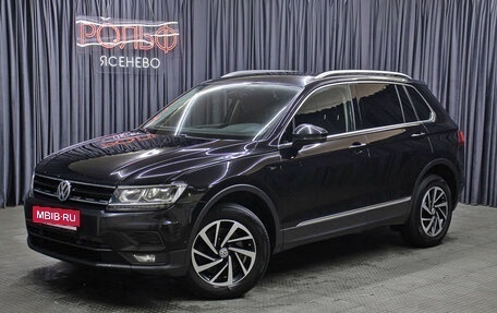 Volkswagen Tiguan II, 2018 год, 2 398 000 рублей, 1 фотография