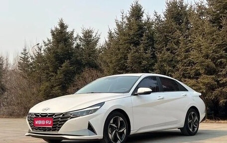 Hyundai Elantra, 2022 год, 1 220 000 рублей, 1 фотография