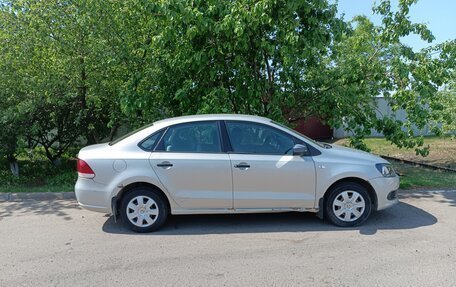 Volkswagen Polo VI (EU Market), 2011 год, 510 000 рублей, 2 фотография