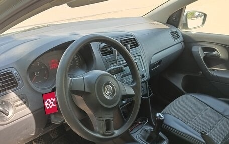 Volkswagen Polo VI (EU Market), 2011 год, 510 000 рублей, 10 фотография