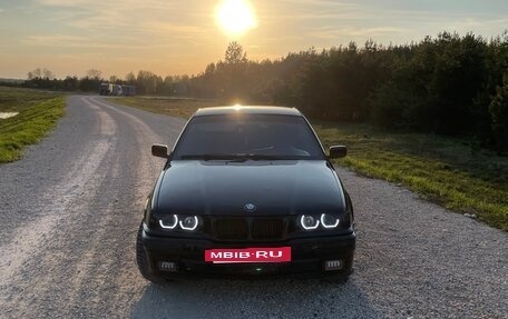 BMW 3 серия, 1998 год, 270 000 рублей, 2 фотография