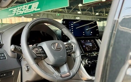 Lexus LX, 2026 год, 20 000 000 рублей, 11 фотография
