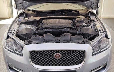 Jaguar XJ IV (X351), 2016 год, 2 310 000 рублей, 9 фотография