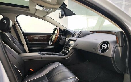 Jaguar XJ IV (X351), 2016 год, 2 310 000 рублей, 11 фотография