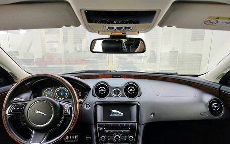 Jaguar XJ IV (X351), 2016 год, 2 310 000 рублей, 14 фотография