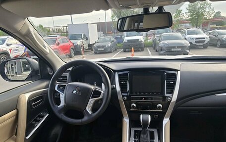 Mitsubishi Pajero Sport III рестайлинг, 2022 год, 3 999 000 рублей, 5 фотография