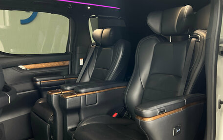 Toyota Alphard III, 2016 год, 3 997 000 рублей, 19 фотография