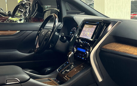 Toyota Alphard III, 2016 год, 3 997 000 рублей, 28 фотография