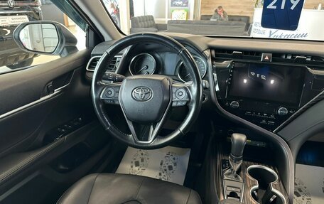 Toyota Camry, 2019 год, 2 739 900 рублей, 14 фотография