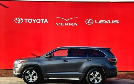 Toyota Highlander III, 2014 год, 2 390 000 рублей, 2 фотография