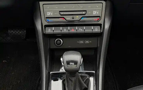 Skoda Karoq I, 2023 год, 1 720 004 рублей, 15 фотография