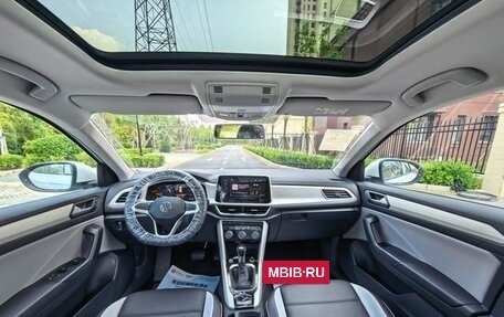 Volkswagen T-Roc I, 2025 год, 1 986 000 рублей, 8 фотография