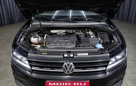Volkswagen Tiguan II, 2018 год, 2 398 000 рублей, 9 фотография