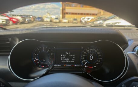Ford Mustang VI рестайлинг, 2020 год, 4 150 000 рублей, 3 фотография