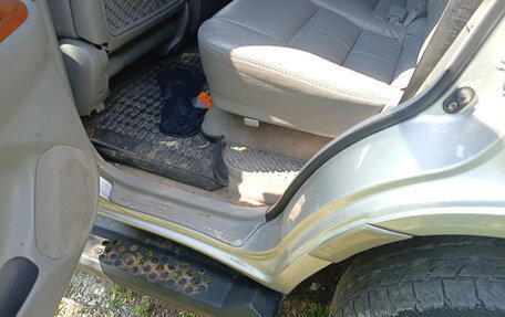 Toyota Land Cruiser 100 рестайлинг 2, 2006 год, 2 900 000 рублей, 8 фотография