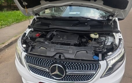 Mercedes-Benz Vito, 2019 год, 2 325 000 рублей, 24 фотография