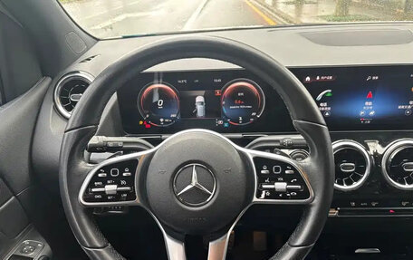 Mercedes-Benz B-Класс, 2022 год, 1 450 000 рублей, 7 фотография