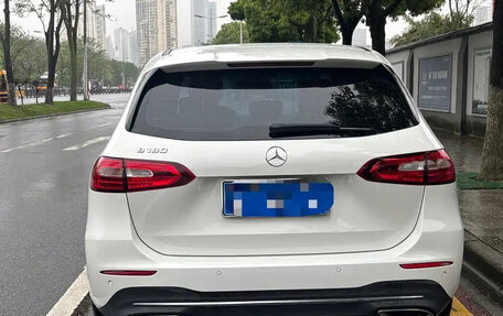 Mercedes-Benz B-Класс, 2022 год, 1 450 000 рублей, 3 фотография