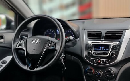 Hyundai Solaris II рестайлинг, 2015 год, 830 000 рублей, 10 фотография