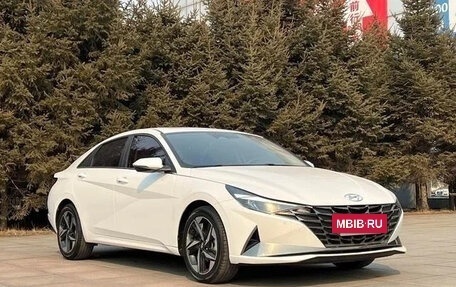 Hyundai Elantra, 2022 год, 1 220 000 рублей, 3 фотография