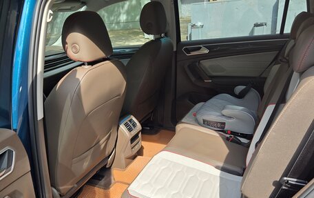 Volkswagen Tiguan II, 2021 год, 4 150 000 рублей, 11 фотография