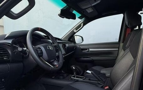 Toyota Hilux VIII, 2025 год, 8 900 000 рублей, 5 фотография