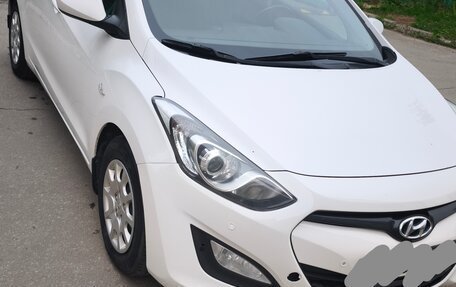 Hyundai i30 II рестайлинг, 2013 год, 1 050 000 рублей, 3 фотография