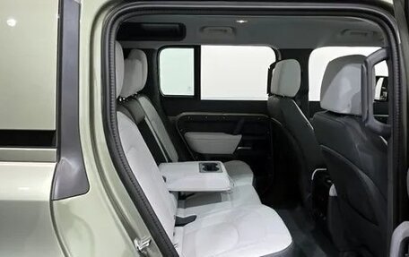 Land Rover Defender II, 2025 год, 9 858 000 рублей, 10 фотография