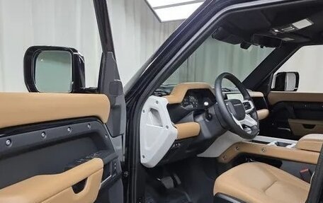 Land Rover Defender II, 2025 год, 8 920 000 рублей, 12 фотография
