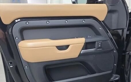 Land Rover Defender II, 2025 год, 8 920 000 рублей, 10 фотография