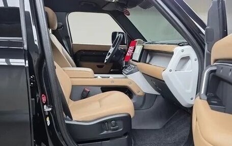 Land Rover Defender II, 2025 год, 8 920 000 рублей, 14 фотография