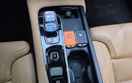 Volvo XC90 II рестайлинг, 2025 год, 7 117 000 рублей, 8 фотография