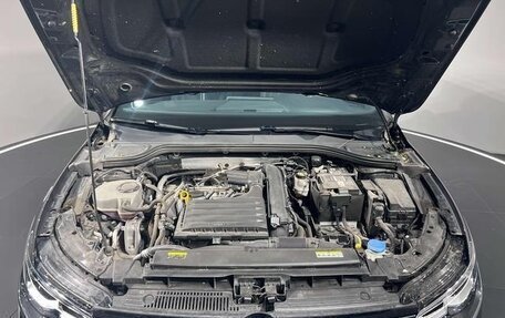 Volkswagen Golf VIII, 2023 год, 1 425 000 рублей, 11 фотография