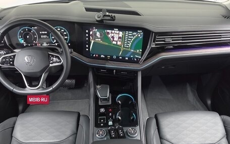 Volkswagen Touareg III, 2024 год, 8 830 000 рублей, 8 фотография