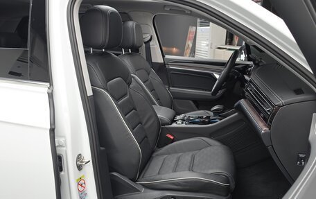 Volkswagen Touareg III, 2024 год, 8 830 000 рублей, 16 фотография