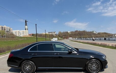 Mercedes-Benz E-Класс, 2019 год, 3 290 000 рублей, 7 фотография