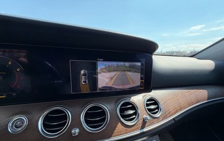 Mercedes-Benz E-Класс, 2019 год, 3 290 000 рублей, 14 фотография
