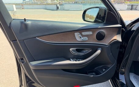 Mercedes-Benz E-Класс, 2019 год, 3 290 000 рублей, 21 фотография